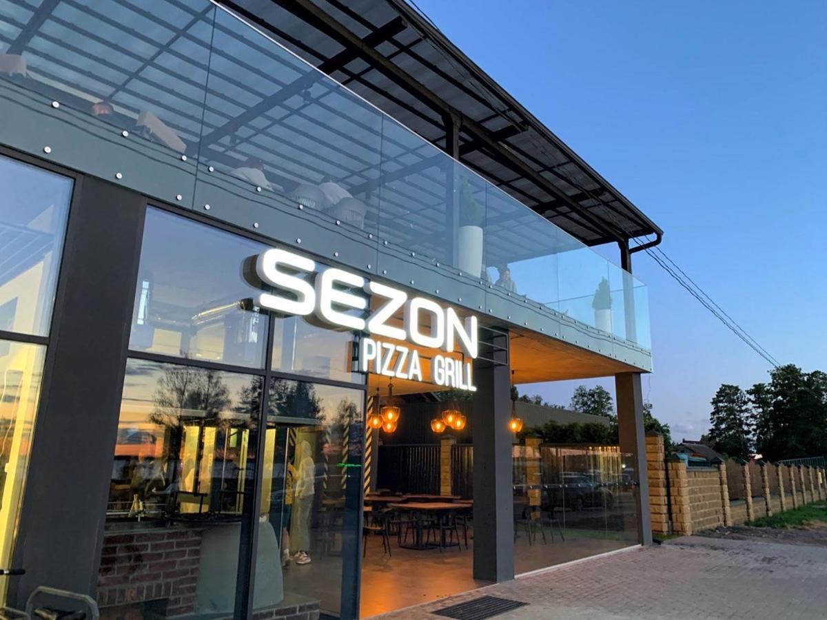 Hotel Sezon Switjas Exterior foto